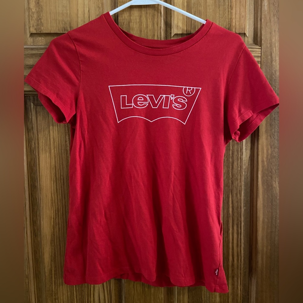 Levi’s shirt